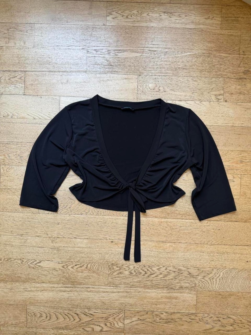 Forever 21 Black Tie Front Crop Top Balletcore